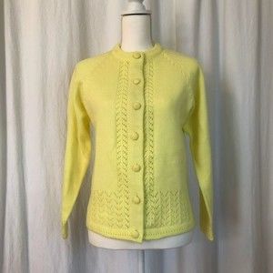 Vintage 80s Women's Medium Yellow Knit Cardigan Cottage Core Prairie Grannycore